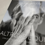 Claudio Baglioni in libreria: con "Altrove e qui" svela se stesso tra immagini e parole